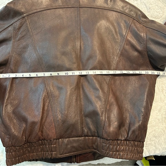 Adventure Bound by Wilsons Thinsulate Leather Jacket
Sz large Motorcycle Jacket - Picture 8 of 9